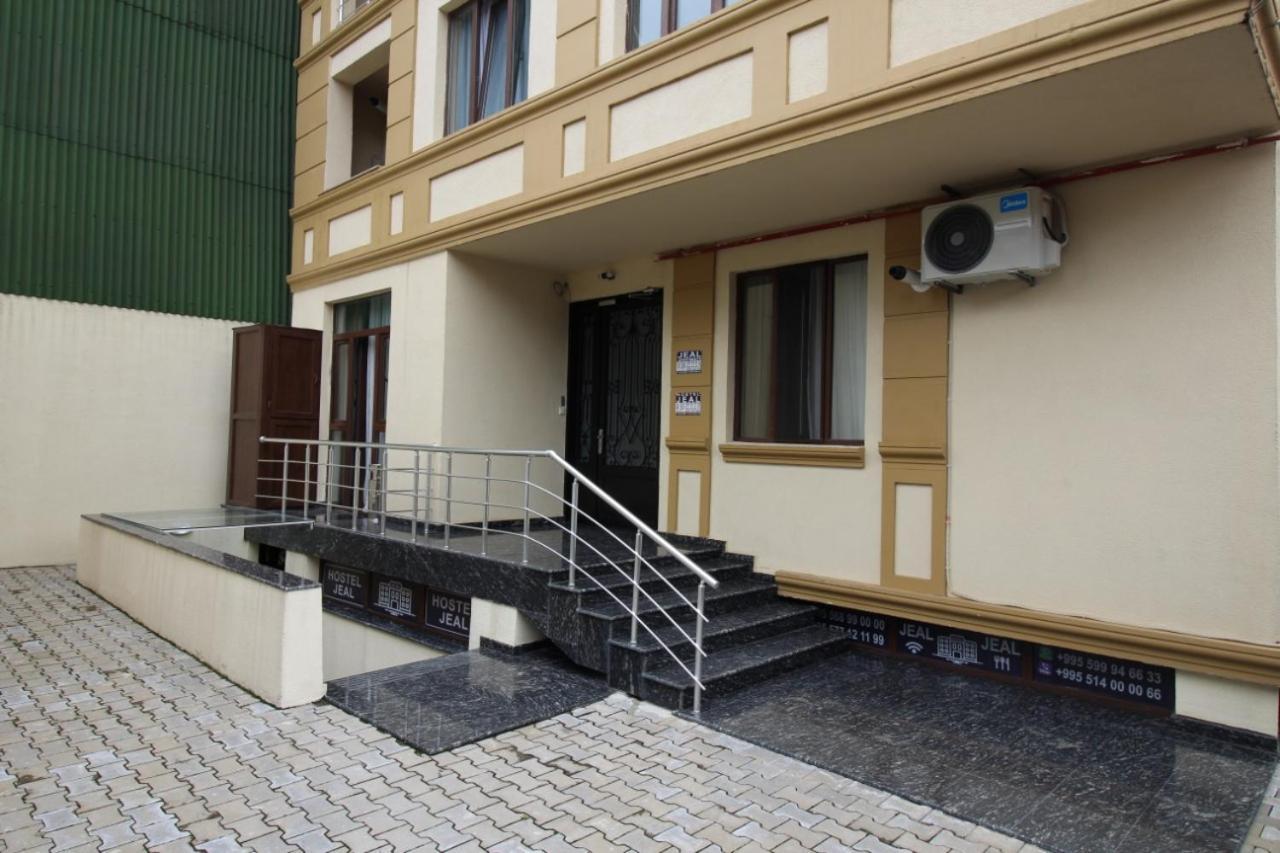 Hostel Jeal Батуми Екстериор снимка