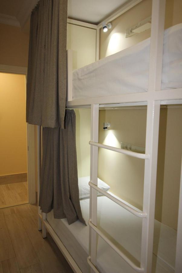 Hostel Jeal Батуми Екстериор снимка