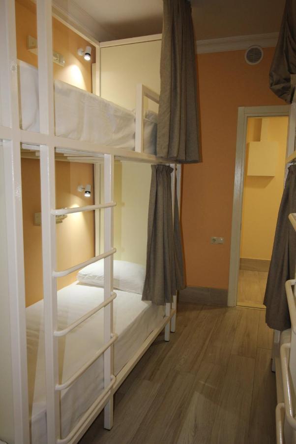 Hostel Jeal Батуми Екстериор снимка